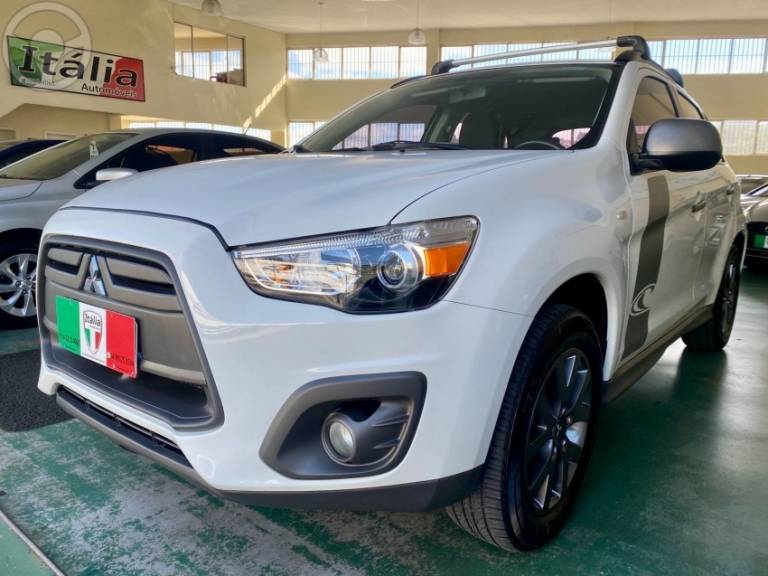 MITSUBISHI - ASX 2.0 ONEILL 4X2 16V 4P AUTOMÁTICO - 2015/2016 - BRANCA - R$ 77.900,00