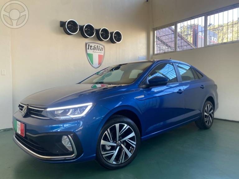 VOLKSWAGEN - VIRTUS 1.0 200 TSI HIGHLINE AUTOMÁTICO - 2023/2024 - AZUL - R$ 119.900,00