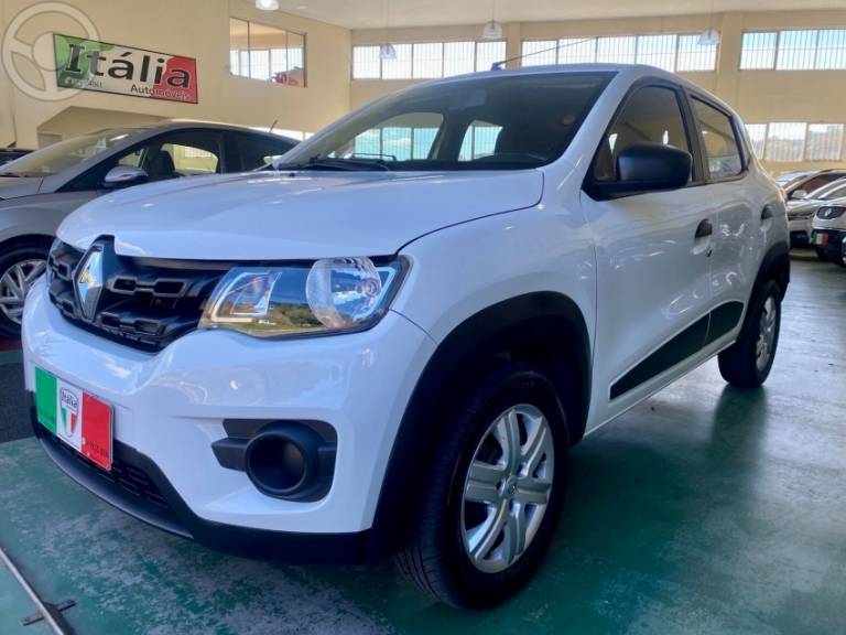RENAULT - KWID 1.0 12V SCE FLEX ZEN MANUAL - 2020/2021 - BRANCA - R$ 44.900,00