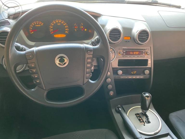 SSANGYONG - ACTYON 2.3 GL 4X2 16V 150CV 4P AUTOMÁTICO - 2010/2011 - PRATA - R$ 34.900,00