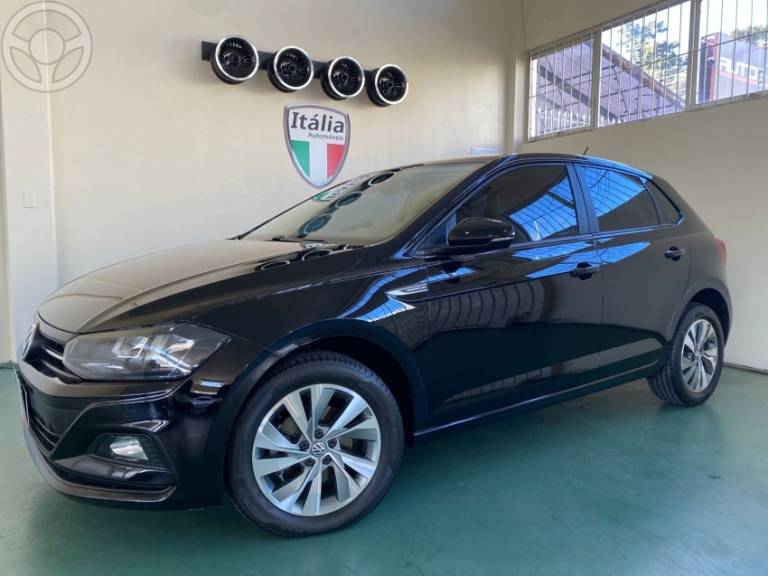 VOLKSWAGEN - POLO 1.0 200 TSI COMFORTLINE AUTOMÁTICO - 2017/2018 - PRETA - R$ 72.900,00
