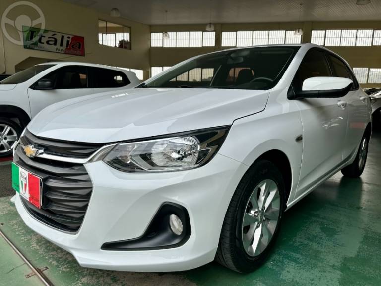CHEVROLET - ONIX 1.0 LT 12V TURBO FLEX 4P AUTOMÁTICO - 2020/2020 - BRANCA - R$ 74.900,00